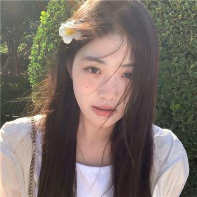 女走私犯玛丽莎封面